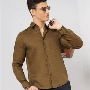 brown shirt